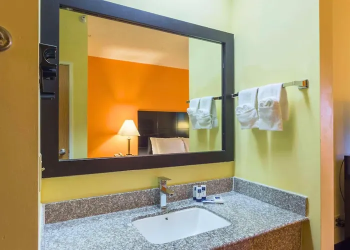 Rock Island & , Il Hotel
